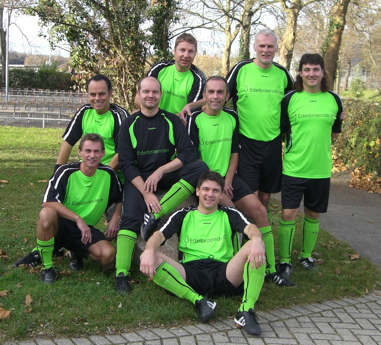 Neue Trikots von Edelbraende.de