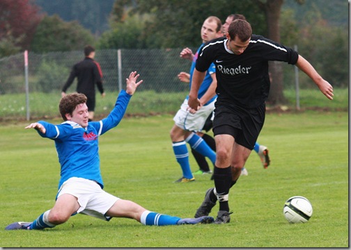 SG Wasser/Kollmarsreute – Riegeler SC 5:2 (3:1)
