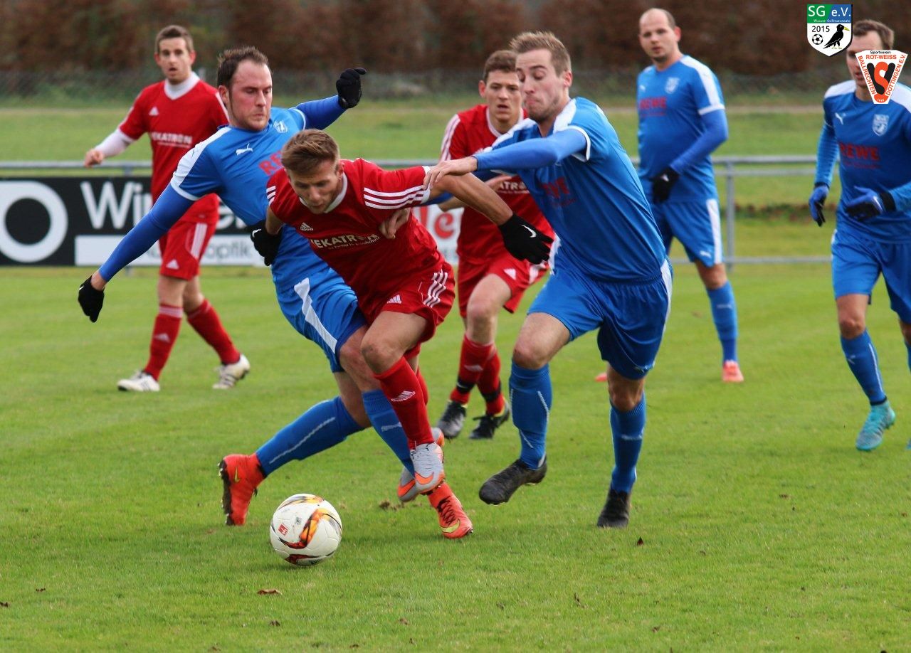 Remis im Spitzenspiel